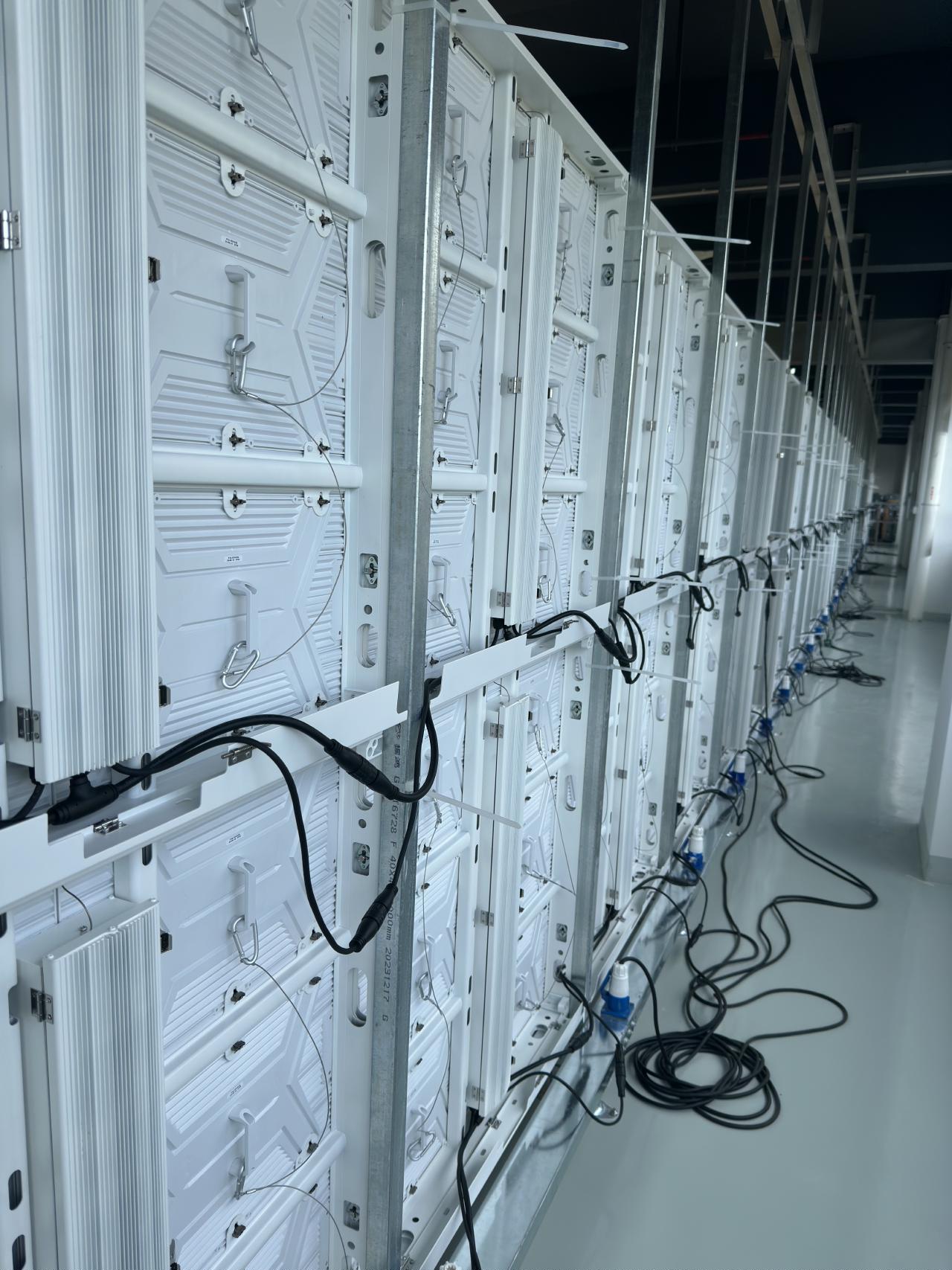 关于鑫瀛盛视觉_深圳LED显示屏厂家_20年行业经验 生产环境6 - 生产环境实拍