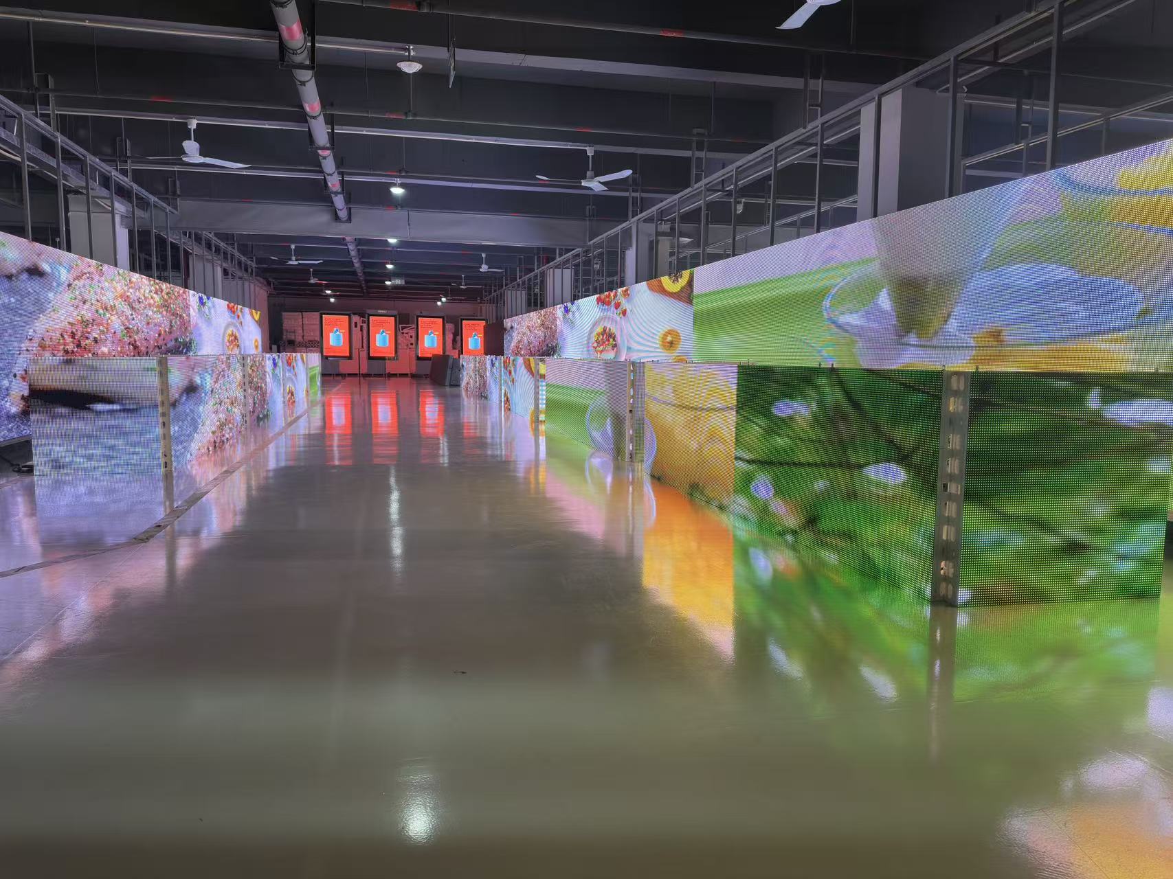 关于鑫瀛盛视觉_深圳LED显示屏厂家_20年行业经验 生产环境4 - 生产环境实拍